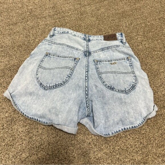 Lee Vintage Light Wash Jean Shorts - Picture 3 of 9